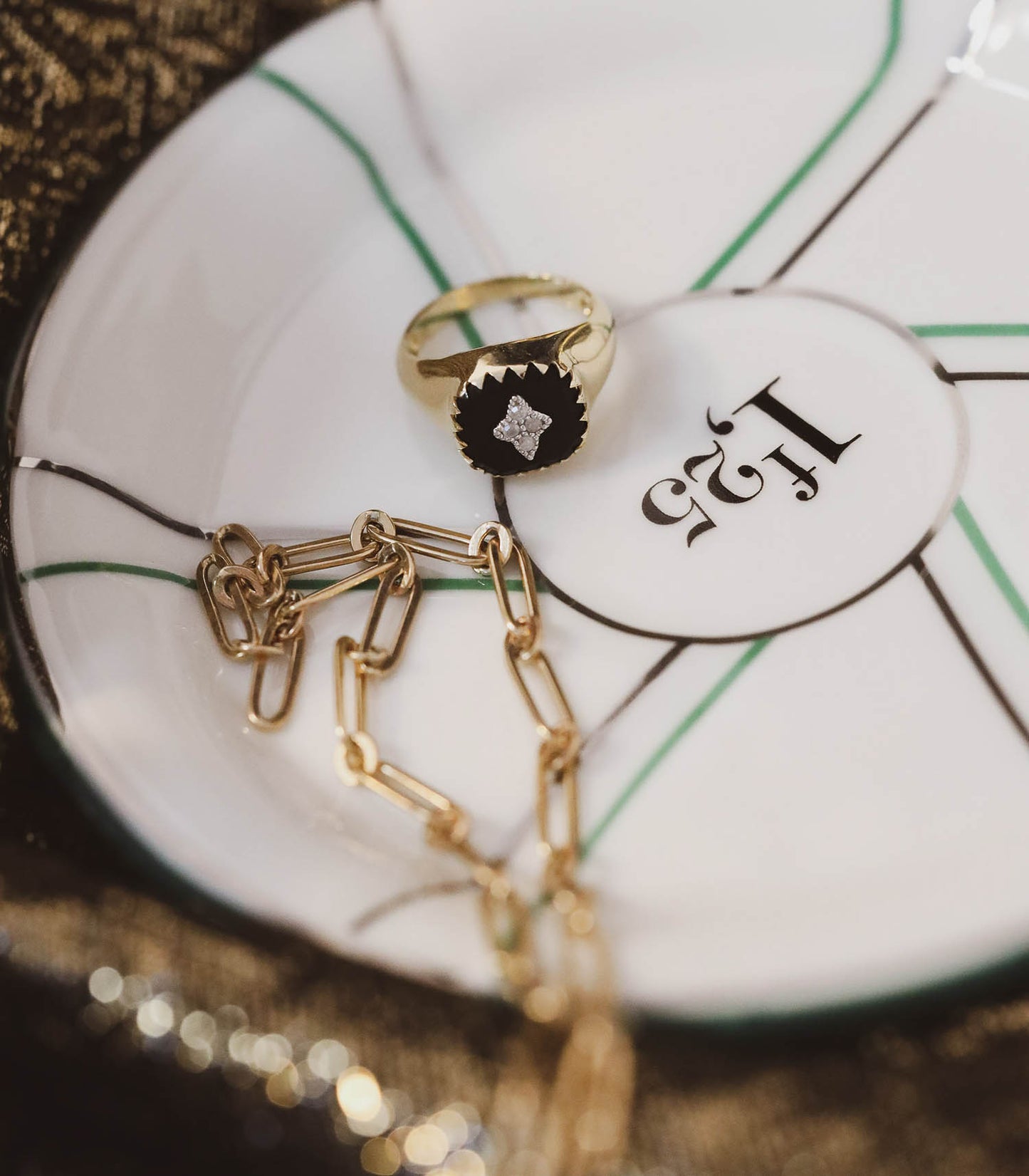 Bague Chevalière Pierrot Noire
