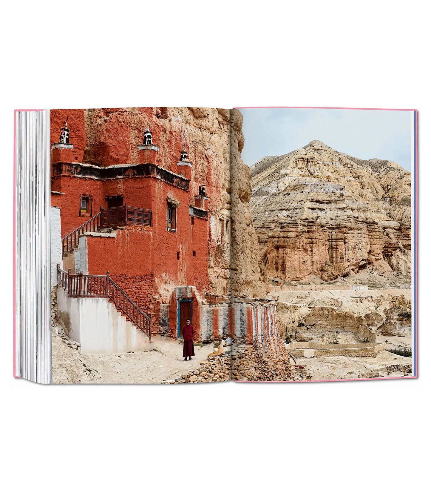 Livre The New York Times Explorer. 100 Trips Around the World